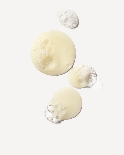 A highly moisturizing, reparative shampoo that leaves hair easy to manage, shiny and healthier with each use. N°4 is color-safe, sulfate-free, and proven to reduce breakage and strengthen all types of hair.