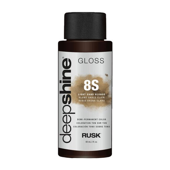 Rusk® Deepshine® Gloss is powered by state-of-the-art technology direct from Italy. Infused with a Conditioning Blend of Marine Extracts and Oleic Acid to deliver maximum softness, shine and combability.