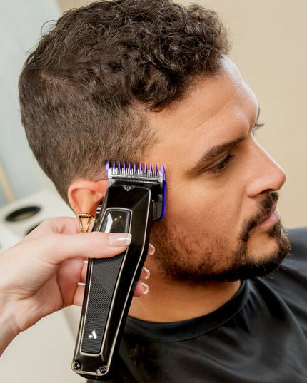 The RECON Clipper sets a new standard in professional grooming tools, combining advanced technology with a sleek, ergonomic design.
