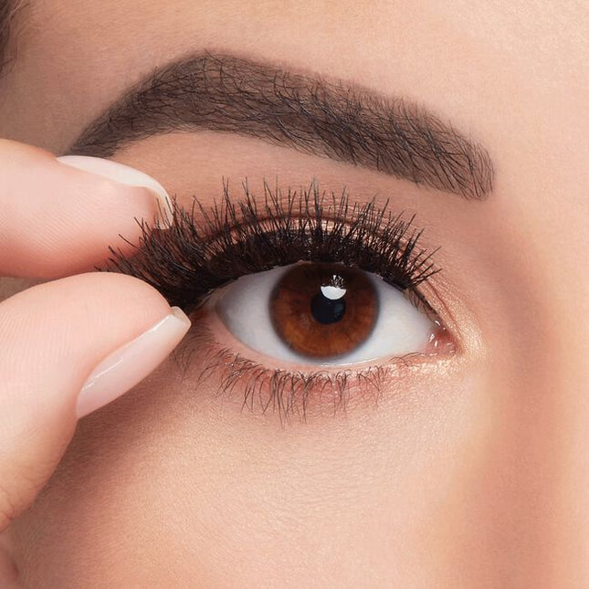 2-in-1 Eyeliner: Both an adhesive and an eyeliner for luxe looks on the go.