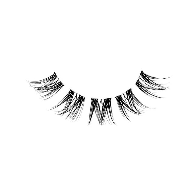 Looking for a style that flawlessly blends in with lashes but makes eye stand out? Naked Clusters 437 upgrades your gaze with a captivating natural allure. From its delicate crisscross layering to its flicked-out, flared strands, the mid-volume lash adds airy fullness and dimension for natural yet noticeable enhancement. 