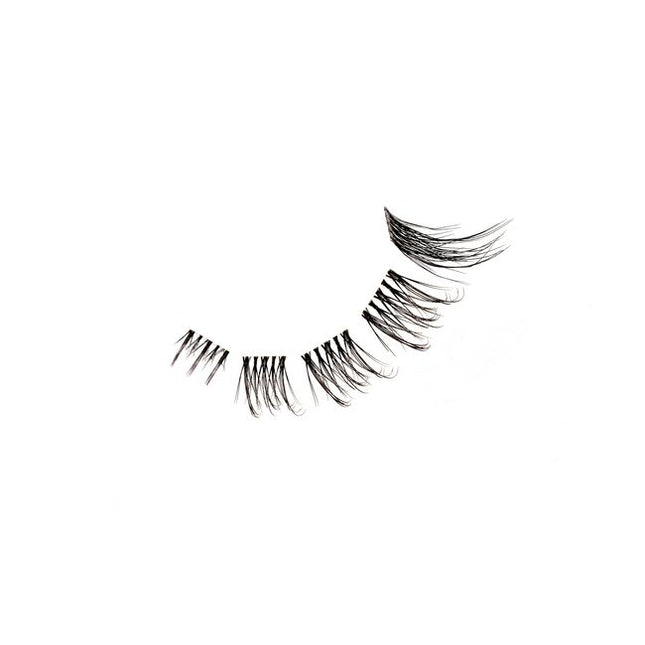 Ardell Naked Delicates Clusters offer customizable, barely-there lash enhancement with a feather-light feel. Featuring ultra-thin bands and soft fibers, these clusters allow you to build natural-looking definition exactly where you want it.