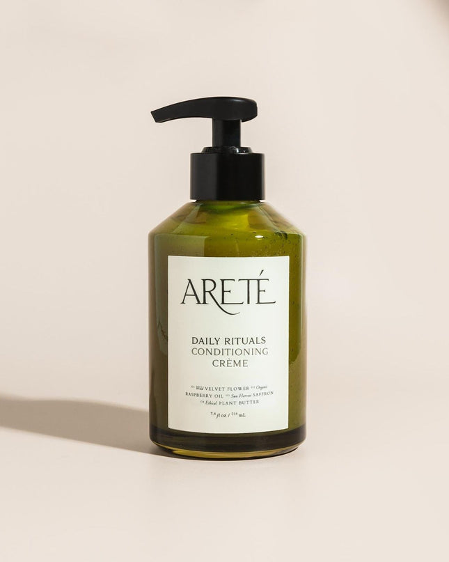 Lightweight yet deeply restorative, ARETÉ’s Daily Rituals Conditioning Crème is an anti-oxidant rich conditioner designed to soften, strengthen, and replenish the hair without heaviness or residue. This consciously crafted formula delivers daily nourishment and protection while preserving natural movement, bounce, and effortless manageability.