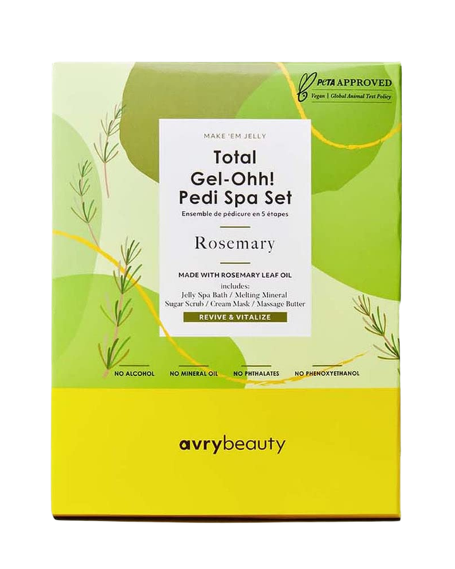 Your clients’ feet will fall in love with our Total Gel-Ohh! Pedi Spa Set. This all-in-one, 5-step pedicure kit includes a jelly spa bath, melting mineral, sugar scrub, cream mask, and massage cream to give them a luxurious spa experience like no other.