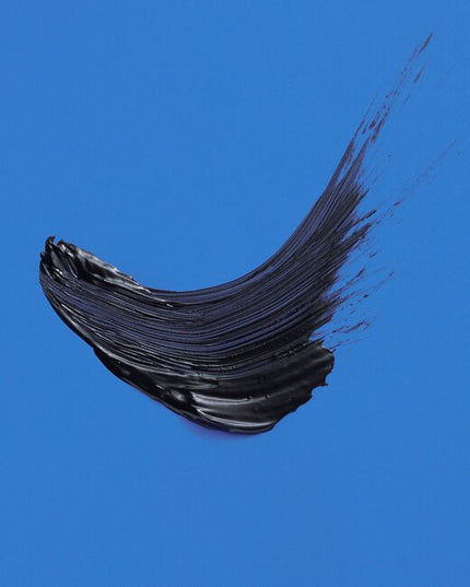 Your lashes, but better. Meet the perf mascara for no makeup makeup days, moms on-the-go, morning meetings, or when you’re looking for some lift and separation. The curved wand hugs your lash line to get every single lash coated with the water-resistant, inky black mascara of your dreams.