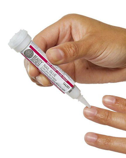 Make sure your next mani sticks with Beauty Secrets Drip and Clog Proof Nail Glue! This powerful formula bonds instantly to your nails, creating a secure grip for any press-on manicures or an air-tight seal to keep broken nails in place. 