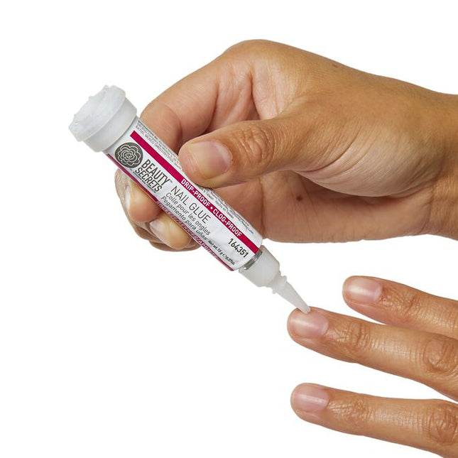 Make sure your next mani sticks with Beauty Secrets Drip and Clog Proof Nail Glue! This powerful formula bonds instantly to your nails, creating a secure grip for any press-on manicures or an air-tight seal to keep broken nails in place. 