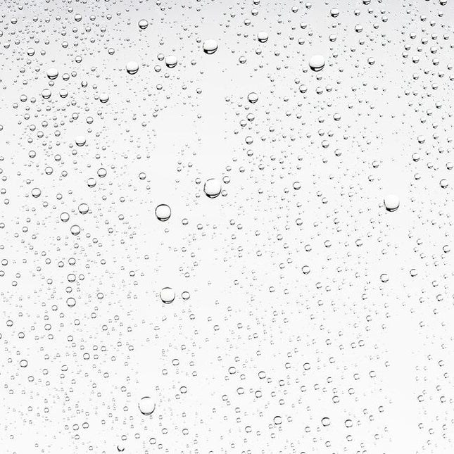 Aquafuse Hyaluronic Repair helps bring exceptional hydration, soothing and barrier support to proactively help reduce the signs of premature aging associated with moisture loss and microbiomic stress. 