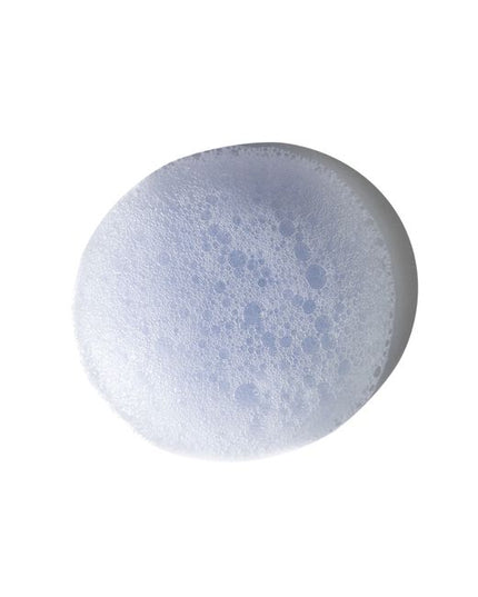 This unique peel provides dramatic skin smoothing without over stripping the skin. By combining a wide spectrum trio of glycolic, lactic and salicylic acids in a truly novel foaming format, AquaFuse® Tech Peel is ideal for precise applications where maximum skin smoothing is desired.