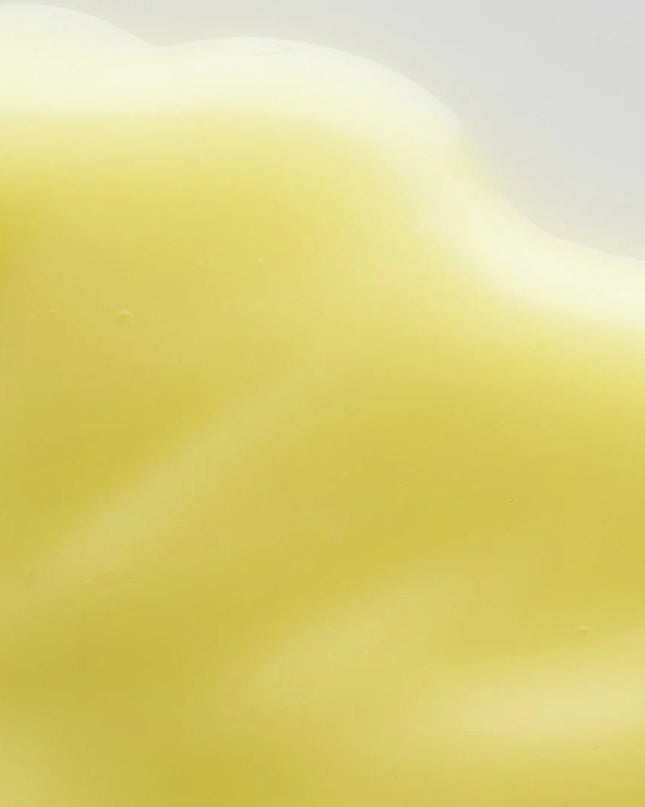 An all-in-one youth serum that empowers skin to resist the signs of aging, formulated with gold-standard age fighters at clinical levels (retinol, peptides, vitamin E and Coenzyme Q10), plus the next generation of natural youth-supporters (watermelon, apple, lentil and fermented pumpkin) for instant results and long-term improvement with continued use.