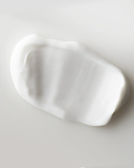 Emollient creme moisturizer for dry skin improves the look of lines with lubricating hydrators.