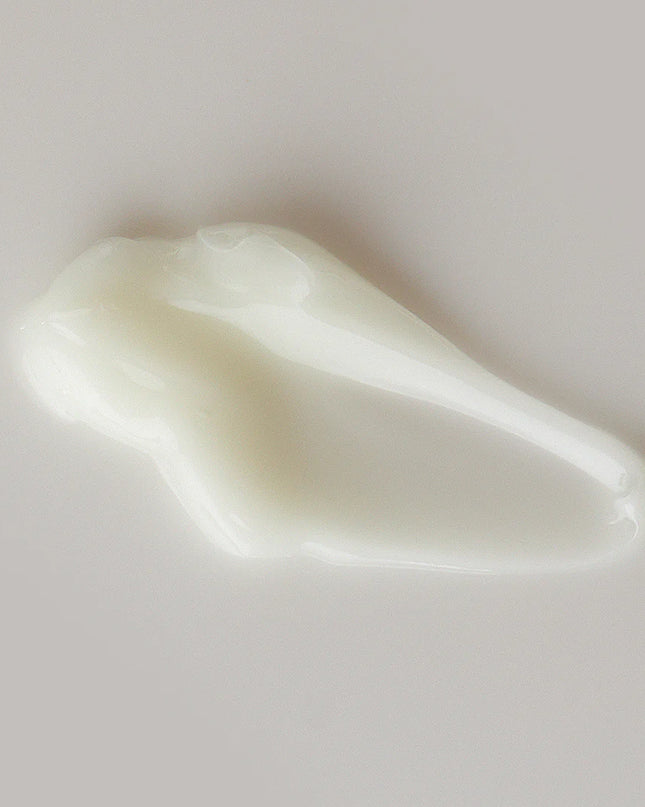 Overnight age activist eye creme with calcium, hyaluronic acid, peptides and cranberry seed oil.