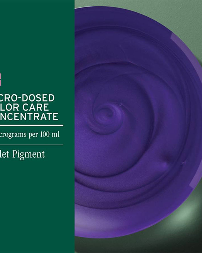 Biolage ColorLast Purple Shampoo for Color-Treated Hair is a low-pH toning shampoo designed to gently cleanse and revitalize color-treated hair. Infused with violet pigments, this shampoo neutralizes brass and unwanted warm tones, enhancing the color’s dimension while preserving its depth. Its vegan formula, free from parabens and mineral oil, ensures a gentle yet effective cleanse, leaving blonde hair healthy and conditioned until the next salon visit.