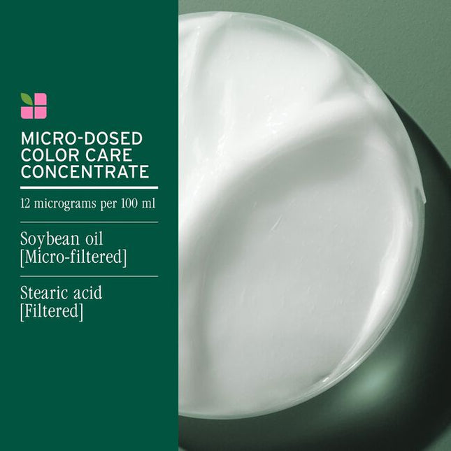 The Biolage ColorLast Conditioner for Color-Treated Hair is a low-pH conditioner specifically formulated to maintain salon color while providing exceptional care for color-treated hair. Infused with a precise blend of soybean oil and stearic acid, this conditioner offers a micro-dosed color care concentrate that helps protect and preserve the depth and brilliance of your hair color.