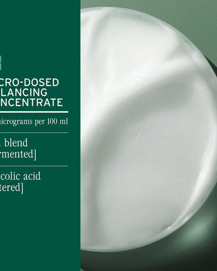 Scalp Sync Universal Conditioner is a versatile, lightweight conditioner designed to nourish all hair types while promoting a healthy scalp. Micro-dosed with a concentrate of a fermented tea blend and filtered glycolic acid, this rich, creamy formula gently conditions from root to tip without weighing down hair. It can also be applied directly to the scalp as a treatment to hydrate dry areas, offering relief for up to 72 hours*. 