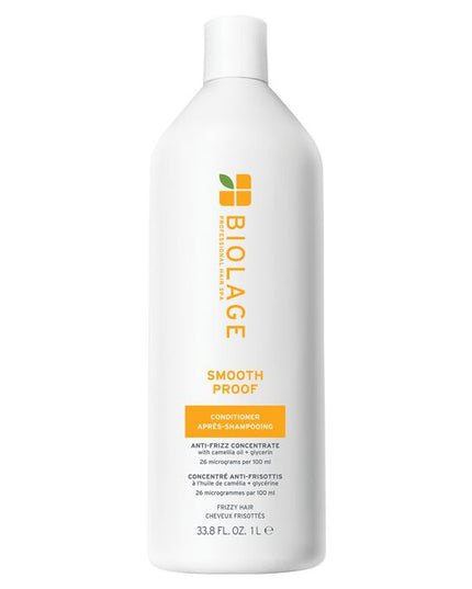 SmoothProof Conditioner for Frizzy Hair is a rich, creamy conditioner specifically designed to nourish and smooth naturally frizz-prone hair without weighing it down. Infused with a micro-dosed concentrate of camellia oil and glycerin, this formula instantly detangles and provides immediate frizz control. By forming a protective layer against environmental aggressors like humidity, it defends the hair, leaving strands more manageable, smoother, and hydrated. 