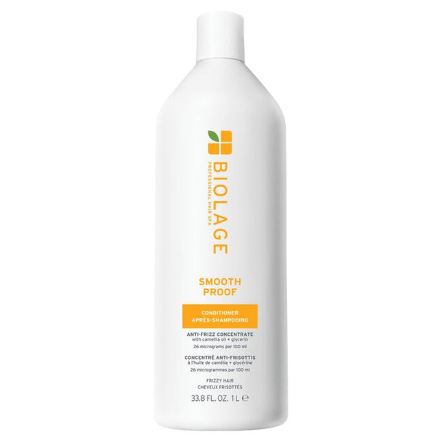 SmoothProof Conditioner for Frizzy Hair is a rich, creamy conditioner specifically designed to nourish and smooth naturally frizz-prone hair without weighing it down. Infused with a micro-dosed concentrate of camellia oil and glycerin, this formula instantly detangles and provides immediate frizz control. By forming a protective layer against environmental aggressors like humidity, it defends the hair, leaving strands more manageable, smoother, and hydrated. 