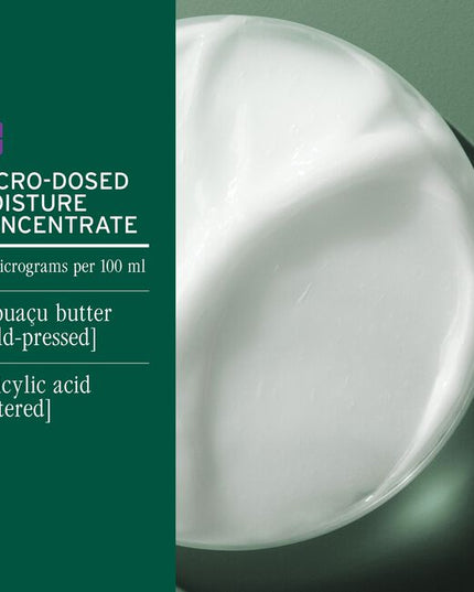 Ultra Hydra Source Conditioner for Very Dry Hair is an intensely hydrating conditioning balm formulated with cold-pressed Cupuaçu Butter and filtered salicylic acid. It is designed to replenish and retain moisture in very dry, thick, or coarse hair, leaving it supremely soft, smooth, and manageable. This conditioner provides up to 72 hours of moisture and frizz control*, delivering 6X more moisture after just one use**.