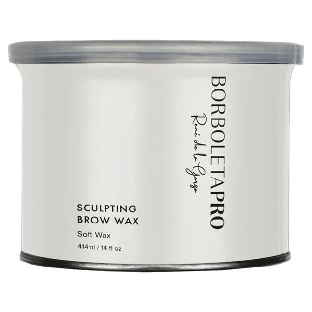 Sculpting Brow Wax features a smooth, creamy texture and low melting point for gentle, precise facial waxing. Enriched with Hyaluronic Acid, it hydrates and protects all skin types. Co-created with celebrity brow artist René de la Garza, it glides on effortlessly with no powder needed.