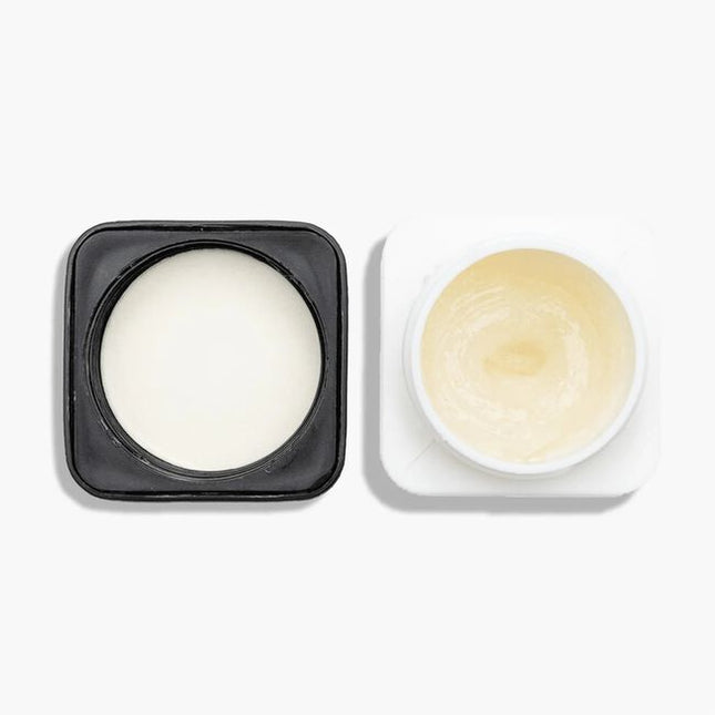 The Adhesive Cream Remover was made for easy, mess-free removal without compromising comfort. The rich, creamy texture stays exactly where you apply it - no drips, no stinging, zero stress. This pro-favorite formula dissolves adhesive quickly and gently so you can get back to what you do best: creating flawless lash sets. It’s a must-have when it’s time to start fresh.