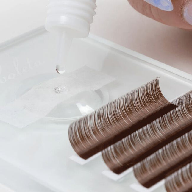 Meet the softer side of lash artistry. Borboleta's Brown Lashes are officially here! Burnt Walnut Lashes are a deep, rich tone with extra depth. 