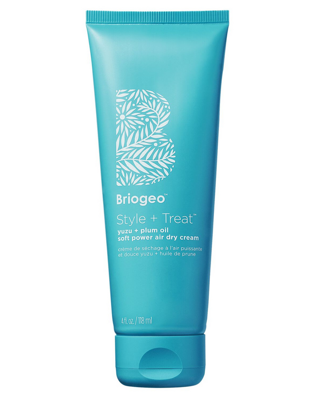 A leave-in, soft lotion for heatless styling that provides 24-hour frizz reduction for an effortless air-dried finish.