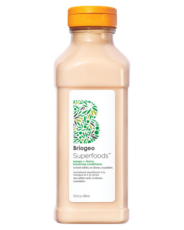 A nutrient-rich, smoothie-inspired conditioner that helps balance oil production.