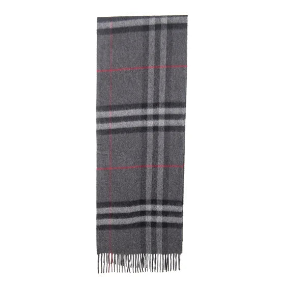 Ultra-soft finish and timeless design, is a highly sought-after accessory made in historic Scottish mills.