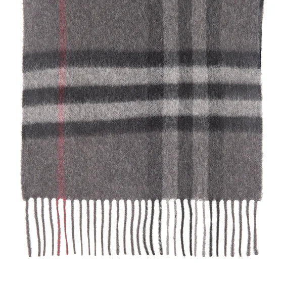 Ultra-soft finish and timeless design, is a highly sought-after accessory made in historic Scottish mills.