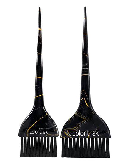 Where precision meets midnight allure. These brushes with deep sapphire bristles are designed for seamless application and glide through every stroke with effortless control. The handle ensures a steady grip, while the luxe bristles hold just the right amount of product for flawless saturation. Whether you're painting bold transformations or soft blends, these brushes bring an air of mystery and mastery to your craft. Because great color starts with the perfect brush.