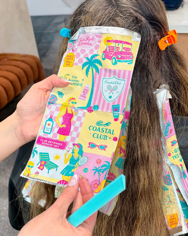 Say hello to Coastal Club, where every highlight is members only and your glow is always on the list. Think cabana vibes, tennis court chic, and sun drenched cocktails with the girls, this foil is all about effortless glam with pro level performance. From bold blondes to sun kissed highlights, every application feels like a poolside cocktail, effortless, elevated, and just the right amount of glam.