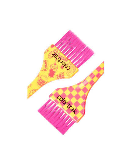 Your color game just got the full meal deal. This pack of brushes features a feather bristle brush that brings a light, effortless touch for highlights, blends, and balayage; soft enough to melt color seamlessly. The firm bristle brush delivers precision and power for root touch-ups, bold applications, and crisp placement. These brushes aren’t just fun, they’re built for control, easy cleanup, and flawless results. Because every stylist deserves the perfect combo.