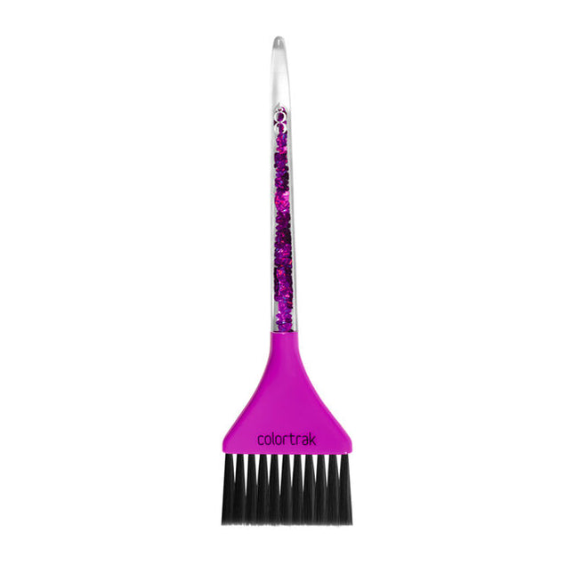 Bring sparkle & shimmer to your station with a brush that blends performance and style. Feather bristles deliver a light, seamless touch for highlights, color melting, and balayage, while the glitter-filled handle glistens and flows as you work.