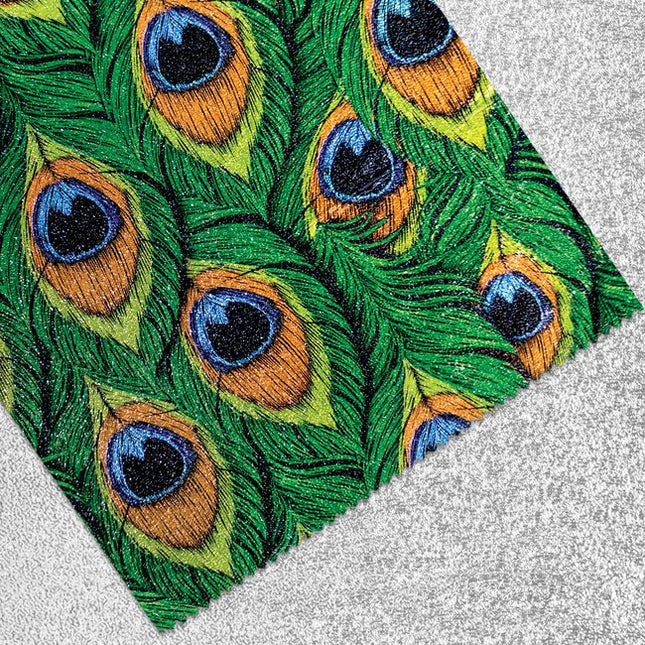 Step into the spotlight with Peacock, a foil made to show off. Inspired by the fiercest feathers in nature, this design brings rich jewel tones and graceful detail to every service. With flawless grip and smooth saturation, each sheet helps you create color that struts with confidence and shines with unapologetic glam. From brilliant blondes to dimensional brunettes, every highlight becomes a statement worth noticing. Bold, beautiful, and born to stand out, this is Peacock.