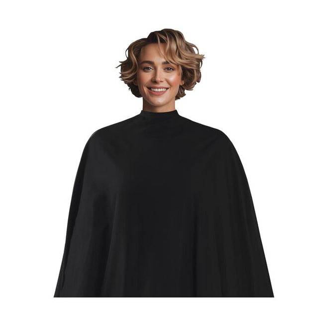 The color black is always a winner. Cricket’s ALWAYS BLACK APPAREL SERIES is made out of breathable, super soft material that has been treated to protect the hairstylist and their clients in comfort and style. High quality, that you can trust, with features that make all the difference, like the unique, low profile hook and loop style cape closure – super smooth!