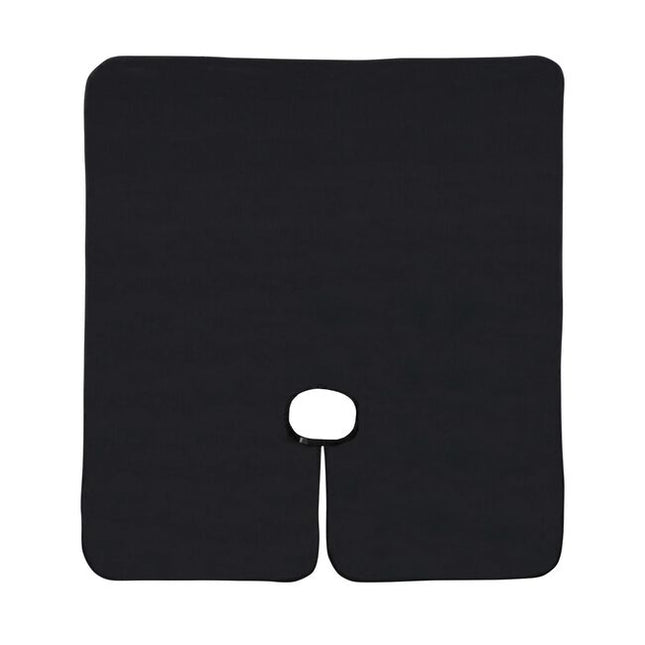 The color black is always a winner. Cricket’s ALWAYS BLACK APPAREL SERIES is made out of breathable, super soft material that has been treated to protect the hairstylist and their clients in comfort and style. High quality, that you can trust, with features that make all the difference, like the unique, low profile hook and loop style cape closure – super smooth!