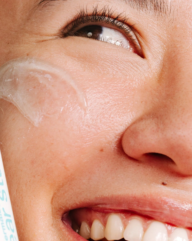 Behold, your 3-step regimen to clearer skin. Featuring our best-selling favorites, the Breakout Clearing Kit includes everything you need to cleanse, treat breakouts, and hydrate skin. Formulated with powerful (yet gentle!) ingredients like salicylic acid, tea tree oil, niacinamide, and hyaluronic acid. Your breakouts don’t stand a fighting chance. (Sounds dramatic, but like… it’s true.) With travel-friendly sizes, you can get that glow whether you’re at home or on-the-go.