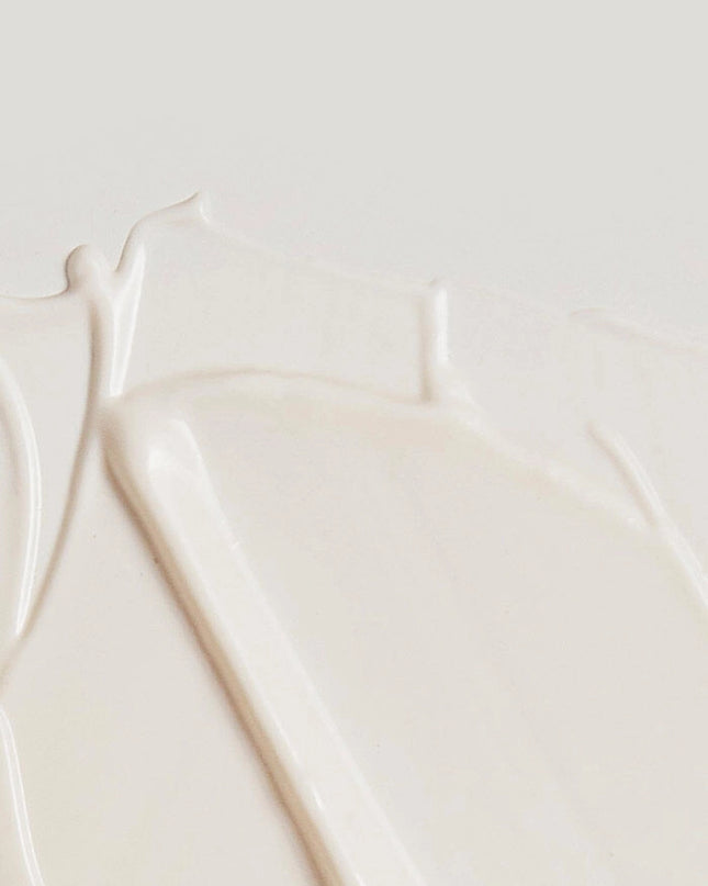 A 3-in-1 daily moisturizer that visibly firms, hydrates skin and protects with Broad Spectrum SPF50.