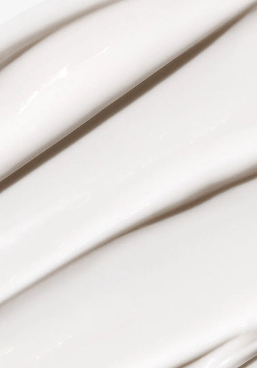 Ultra-nourishing moisturizer restores lipid balance to dry, depleted skin for optimal barrier performance.