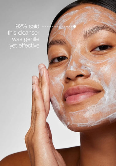 Moisture-bonding cleansing cream. Creamy cleanser with Cellular HydraBond Technology delivers glowing skin.