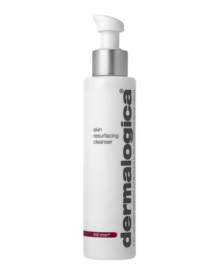 Dual-action exfoliating cleanser helps retexturize aging skin.