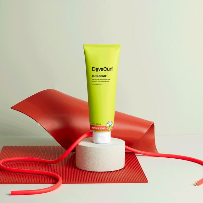 New for ultimate Curl Flexibility. Our formulas are dermatologist co-developed, backed by science and stylist approved. This rich, reparative mask with the Patented CurlBond Complex re-coils damaged curls, conditions, and works from the inside out to help re-link broken bonds, improve strength, seal split ends and protect from future damage. Leaves curls healthy-looking, manageable, smooth and shiny.