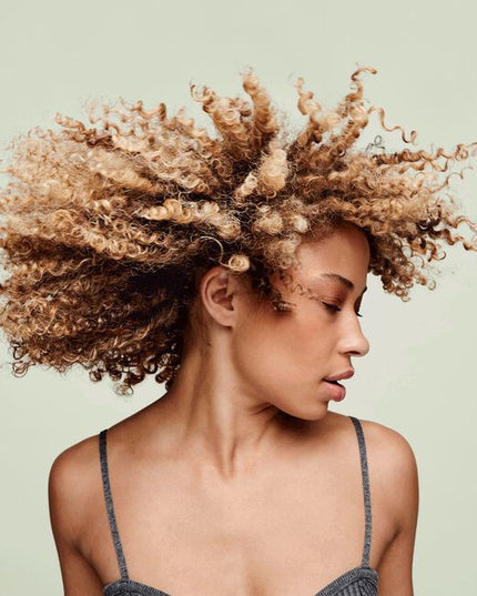New for ultimate Curl Flexibility. Our formulas are dermatologist co-developed, backed by science and stylist approved. Style-extending spray with the Time-Released Freshness Complex maintains moisture, reduces frizz, and provides 48-hour odor control and a cooling scalp sensation.