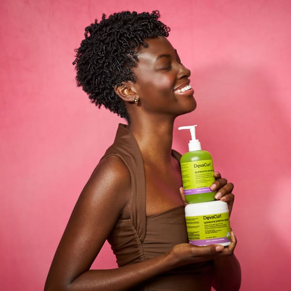 Moisture meets the definition. Experience lasting elongation for up to 5 days* without feeling sticky or weighed down