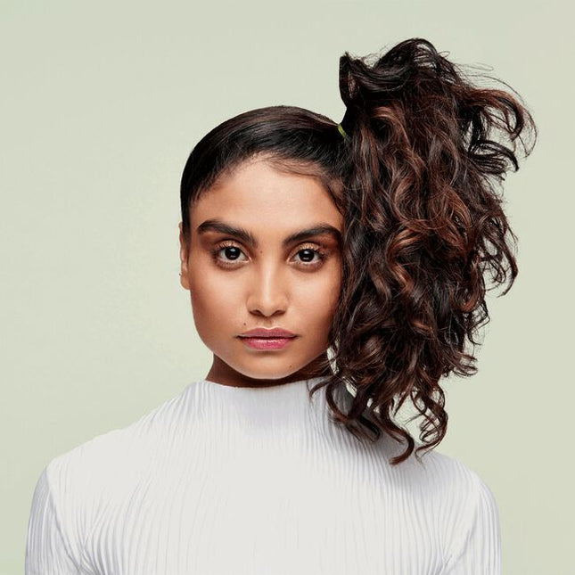 New for ultimate Curl Flexibility. Our formulas are dermatologist co-developed, backed by science and stylist approved. Definition without the crunch. This non-flaking formula with a strong curl-locking blend provides a non-sticky curl cast that defines, fights frizz, and amplifies shine and bounce.