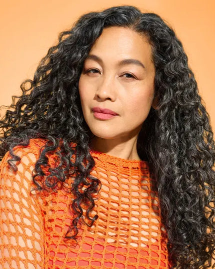 New for ultimate Curl Flexibility. Our formulas are dermatologist co-developed, backed by science and stylist approved. Definition without the crunch. This non-flaking formula with a curl-locking blend provides a non-sticky curl cast that enhances shape, fights frizz, and amplifies shine and bounce.