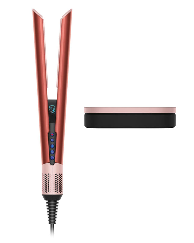 Special edition colorway includes a Presentation case.