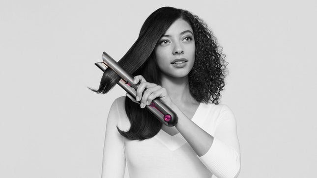 Enhanced styling. Half the damage.¹ Cord-free.

Engineered to create a range of styles. Automatically regulates temperature 100 times per second.