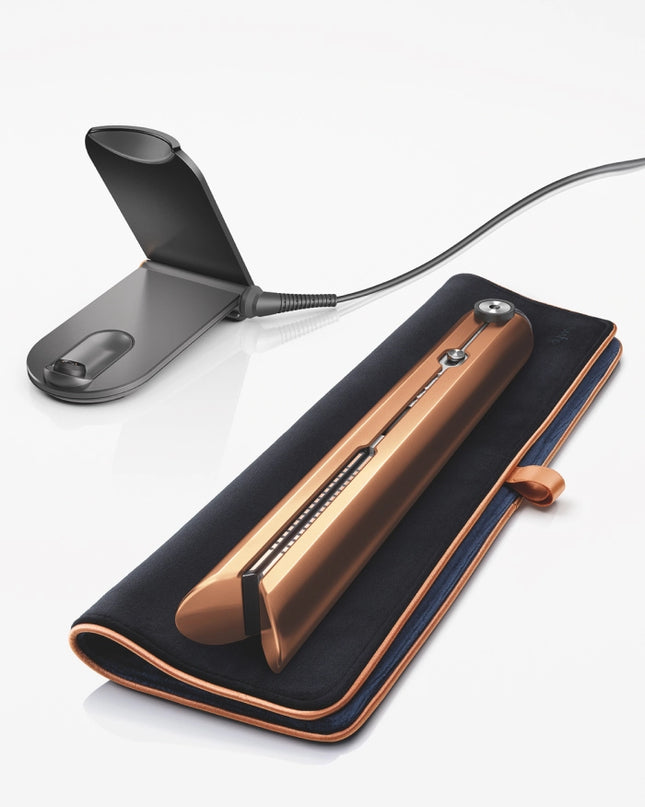 The only straightener with flexing copper plates that shape to gather hair for extra control, delivering enhanced styling with less heat – and half the damage