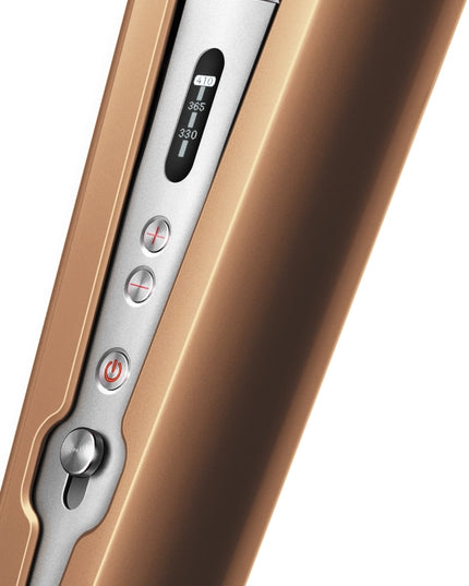 The only straightener with flexing copper plates that shape to gather hair for extra control, delivering enhanced styling with less heat – and half the damage